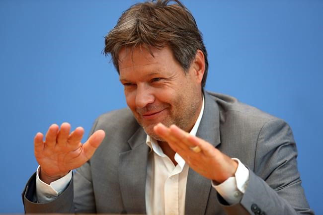 Germany: leader of Merkel's party warns as Greens surge | iNFOnews.ca
