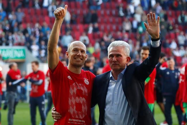 Bayern wins record-extending 6th straight Bundesliga title | iNFOnews.ca