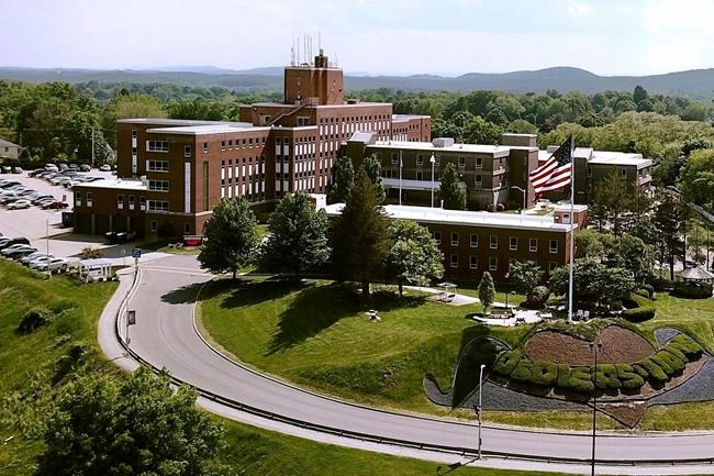 Report: 'Baffling' errors at vets home amid deadly outbreak | iNFOnews.ca CP649292244