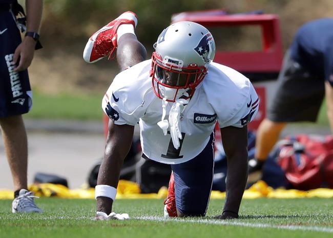 Patriots' Brown practices, status for Sunday's game unclear | iNFOnews.ca