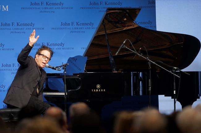 Tom Waits, his wife, John Prine receive songwriting awards | iNFOnews.ca