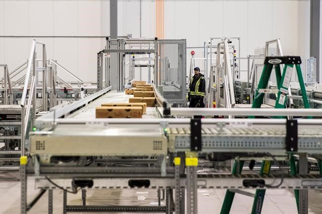 Rise of the machines: Canadian retailers on 'cusp' of using more robotics | iNFOnews.ca