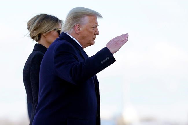 Trump frees former aides from ethics pledge, lobbying ban | iNFOnews.ca Trump frees former aides from ethics pledge, lobbying ban | iNFOnews.ca