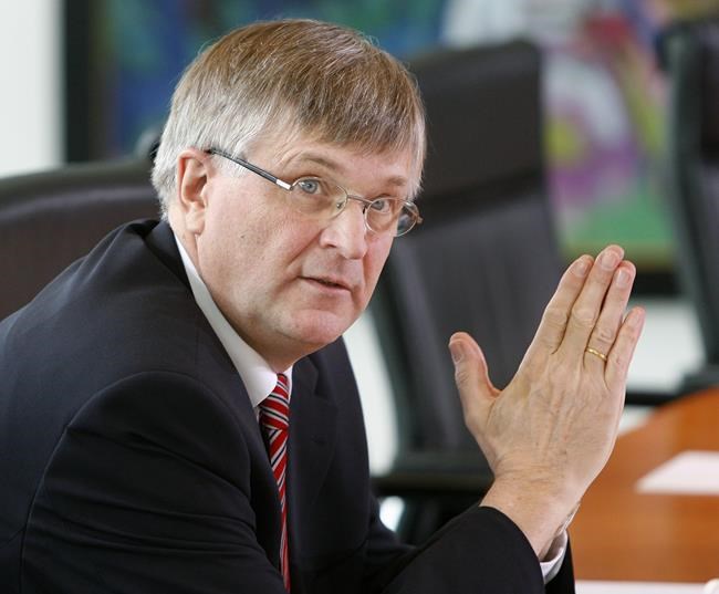 Prominent German conservative Peter Hintze dies at 66 | iNFOnews.ca