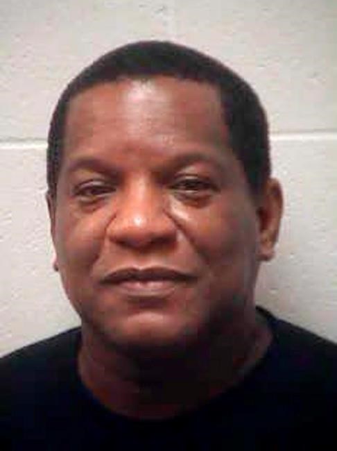 Man accused of threat linked to R Kelly turns self in | iNFOnews.ca Man accused of threat linked to R Kelly turns self in | iNFOnews.ca