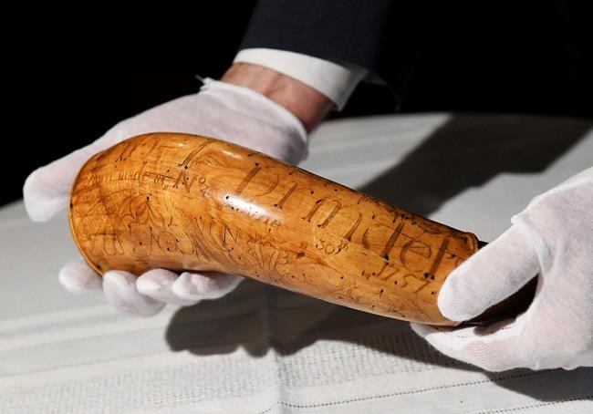 Powder horn stolen from Detroit-area museum in 1952 returned | iNFOnews.ca Powder horn stolen from Detroit-area museum in 1952 returned | iNFOnews.ca