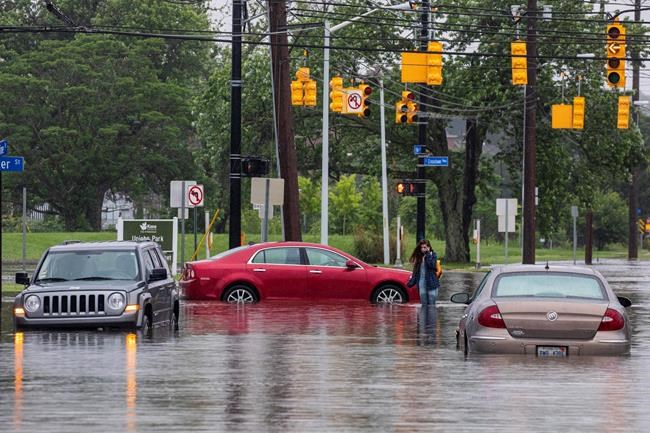Storms bring tornadoes, floods, power outages across the US | iNFOnews.ca