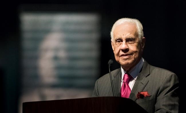 Student accuses former governor of sexual harassment | iNFOnews.ca Student accuses former governor of sexual harassment | iNFOnews.ca