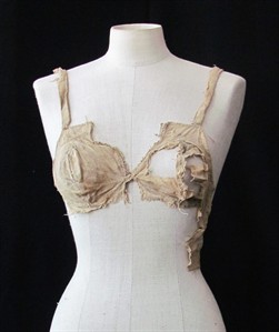 Austria finds bras from 15th century - 500 years before garment thought invented | iNFOnews.ca Austria finds bras from 15th century - 500 years before garment thought invented | iNFOnews.ca