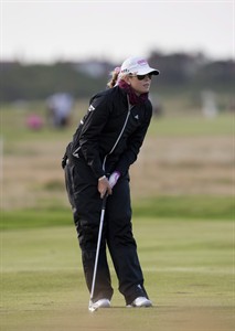 Champions Karrie Webb, Jiyai Shin share Women's British Open clubhouse lead at 1-under 71 | iNFOnews.ca Champions Karrie Webb, Jiyai Shin share Women's British Open clubhouse lead at 1-under 71 | iNFOnews.ca