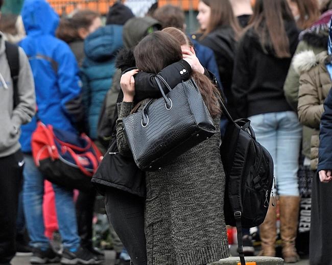 German school to pay tribute to student killed by ex-pupil | iNFOnews.ca