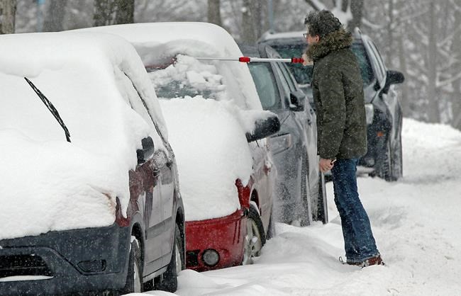 The Latest: Sprawling storm drops snow, rain over much of US | iNFOnews.ca