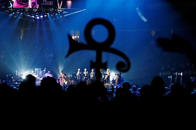 Stevie Wonder, Chaka Khan headline Prince tribute show | iNFOnews.ca Stevie Wonder, Chaka Khan headline Prince tribute show | iNFOnews.ca