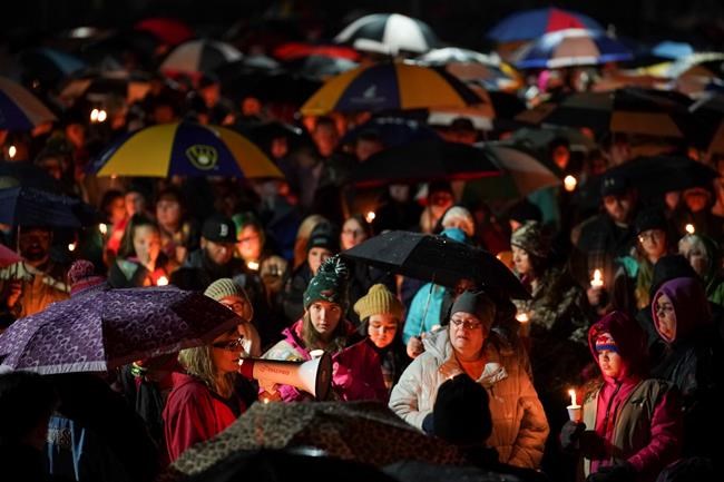 Funerals scheduled for Girl Scouts, mother struck and killed | iNFOnews.ca CP617820604