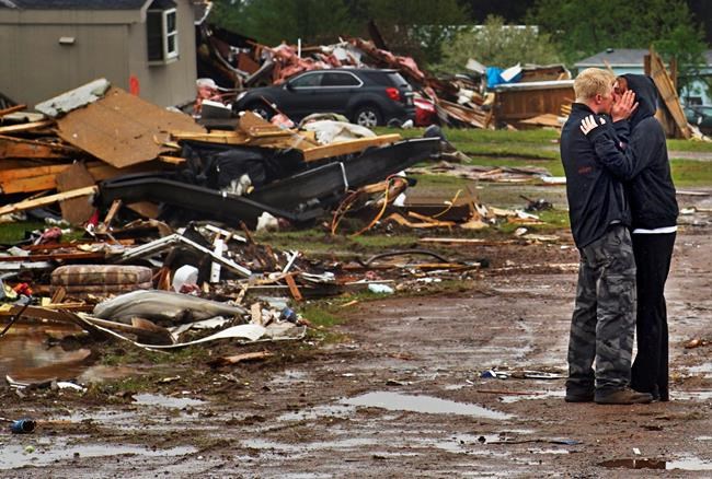 The Latest: Oklahoman says he was lucky when tornado struck | iNFOnews.ca