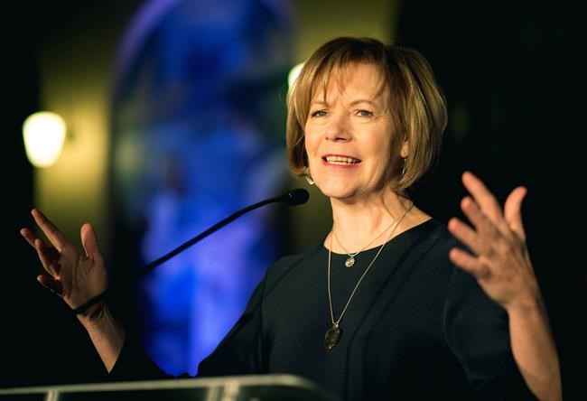 The Latest: Dayton pressured on Franken appointment | iNFOnews.ca