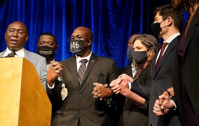 Floyd's family takes its seat in ex-officer's murder trial | iNFOnews.ca Floyd's family takes its seat in ex-officer's murder trial | iNFOnews.ca