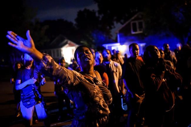 Authorities investigating fatal Minneapolis police shooting | iNFOnews.ca Authorities investigating fatal Minneapolis police shooting | iNFOnews.ca