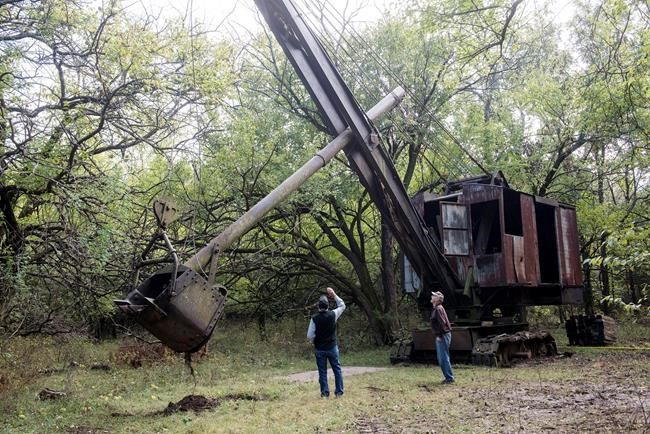 Big Brutus attraction adds another coal mining shovel | iNFOnews.ca