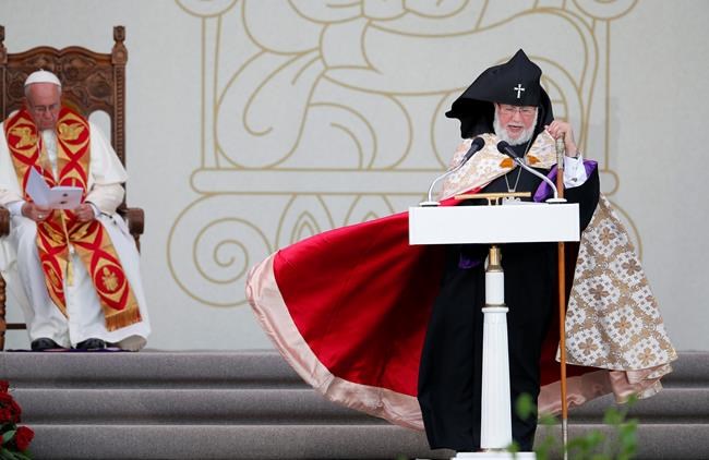 Pope visits Armenia's closed border with Turkey on last day | iNFOnews.ca Pope visits Armenia's closed border with Turkey on last day | iNFOnews.ca