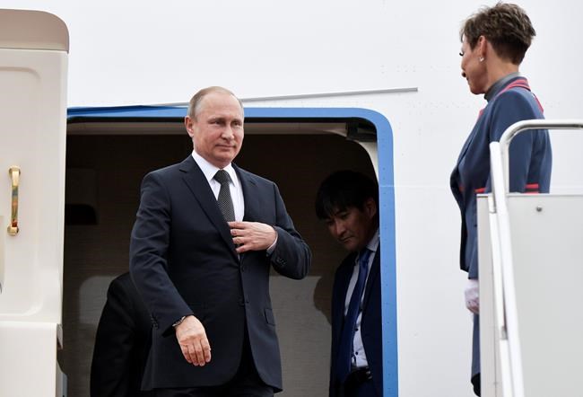 Russian and Chinese leaders meet, hail their close ties | iNFOnews.ca