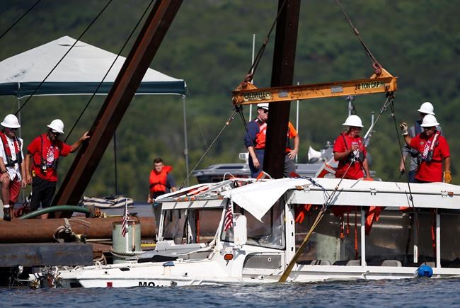Company won't operate duck boats in 2019 after fatal sinking | iNFOnews.ca