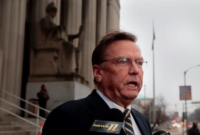 Indicted Missouri governor had been rising politically | iNFOnews.ca CP1097724767