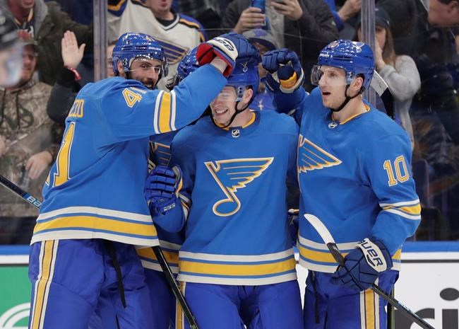 Gunnarsson lifts Blues past Senators 3-2 | iNFOnews.ca