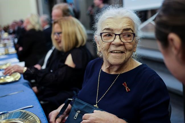 Correction: Hanukkah-Holocaust story | iNFOnews.ca Correction: Hanukkah-Holocaust story | iNFOnews.ca