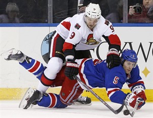 Hagelin scores in overtime, gives Rangers come-from-behind 3-2 win over Senators | iNFOnews.ca CP31559395