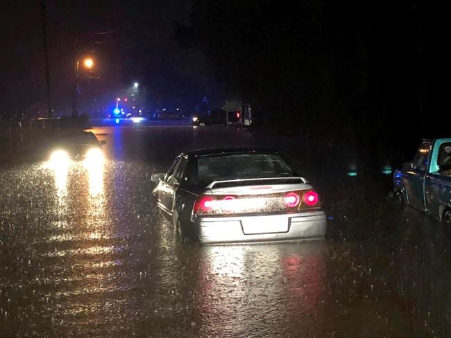 Wild weather: Water rescues in South, heavy snow in Midwest | iNFOnews.ca Wild weather: Water rescues in South, heavy snow in Midwest | iNFOnews.ca