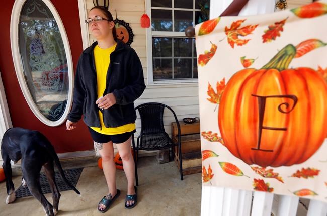 Dark highway scene of fatal trick-or-treating trailer crash | iNFOnews.ca