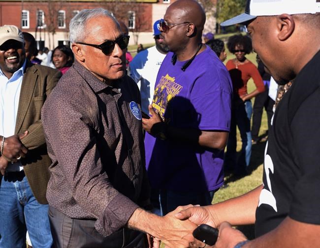 Trump: Mississippi senator's 'hanging' remark was 'in jest' | iNFOnews.ca