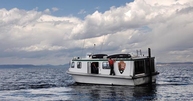 Yellowstone takes measures to prevent mussels' spread | iNFOnews.ca