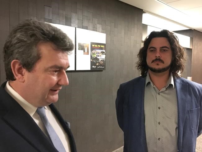 Charge dropped against aspiring Bloc candidate who confronted Trudeau | iNFOnews.ca