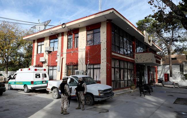 Mexican border town gripped by fear after gunbattle kills 22 | iNFOnews.ca Mexican border town gripped by fear after gunbattle kills 22 | iNFOnews.ca