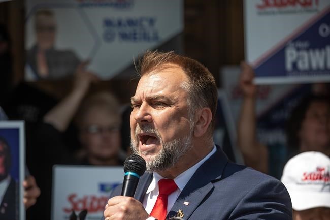 Pastor gets 60-day sentence for role in Alberta border blockade during pandemic | iNFOnews.ca