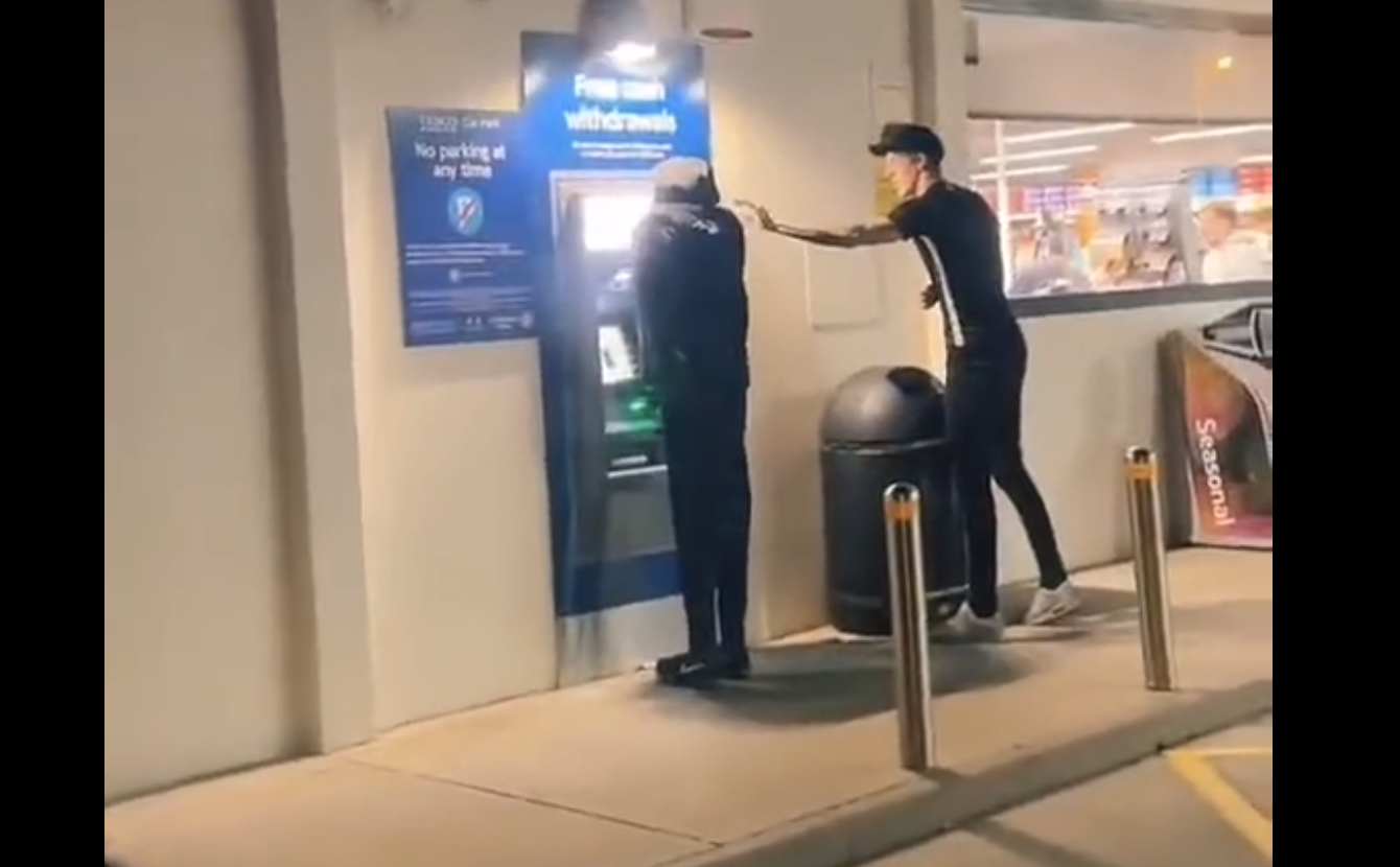 TRENDING NOW: Polite patient people line up behind mannequin at ATM | iNFOnews.ca TRENDING NOW: Polite patient people line up behind mannequin at ATM | iNFOnews.ca