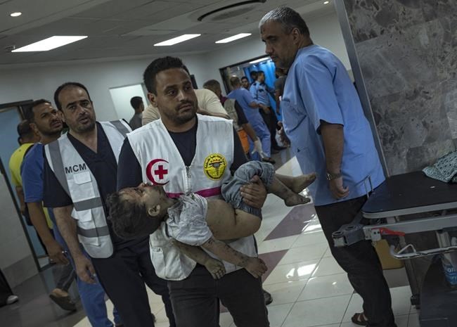 Gaza hospitals are overwhelmed with patients and desperately low on supplies as invasion looms | iNFOnews.ca Gaza hospitals are overwhelmed with patients and desperately low on supplies as invasion looms | iNFOnews.ca