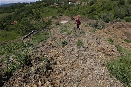 Deadly Bosnia flooding triggers landslides, unearth mines | iNFOnews.ca
