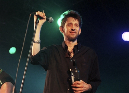Shane MacGowan, lead singer of The Pogues and a laureate of booze and beauty, dies at age 65 | iNFOnews.ca