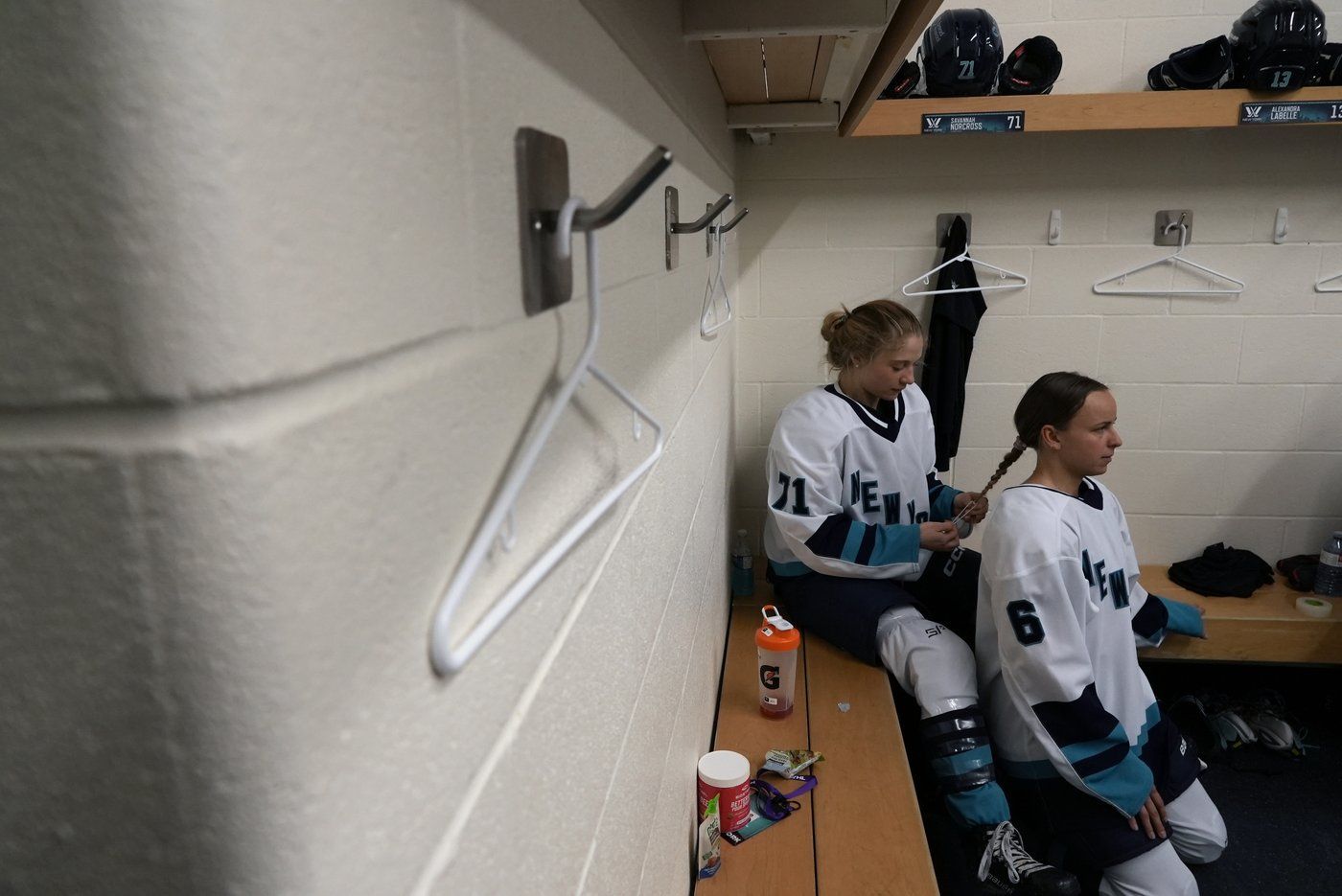 'The birth of women's hockey': Behind the scenes at PWHL opener | iNFOnews.ca