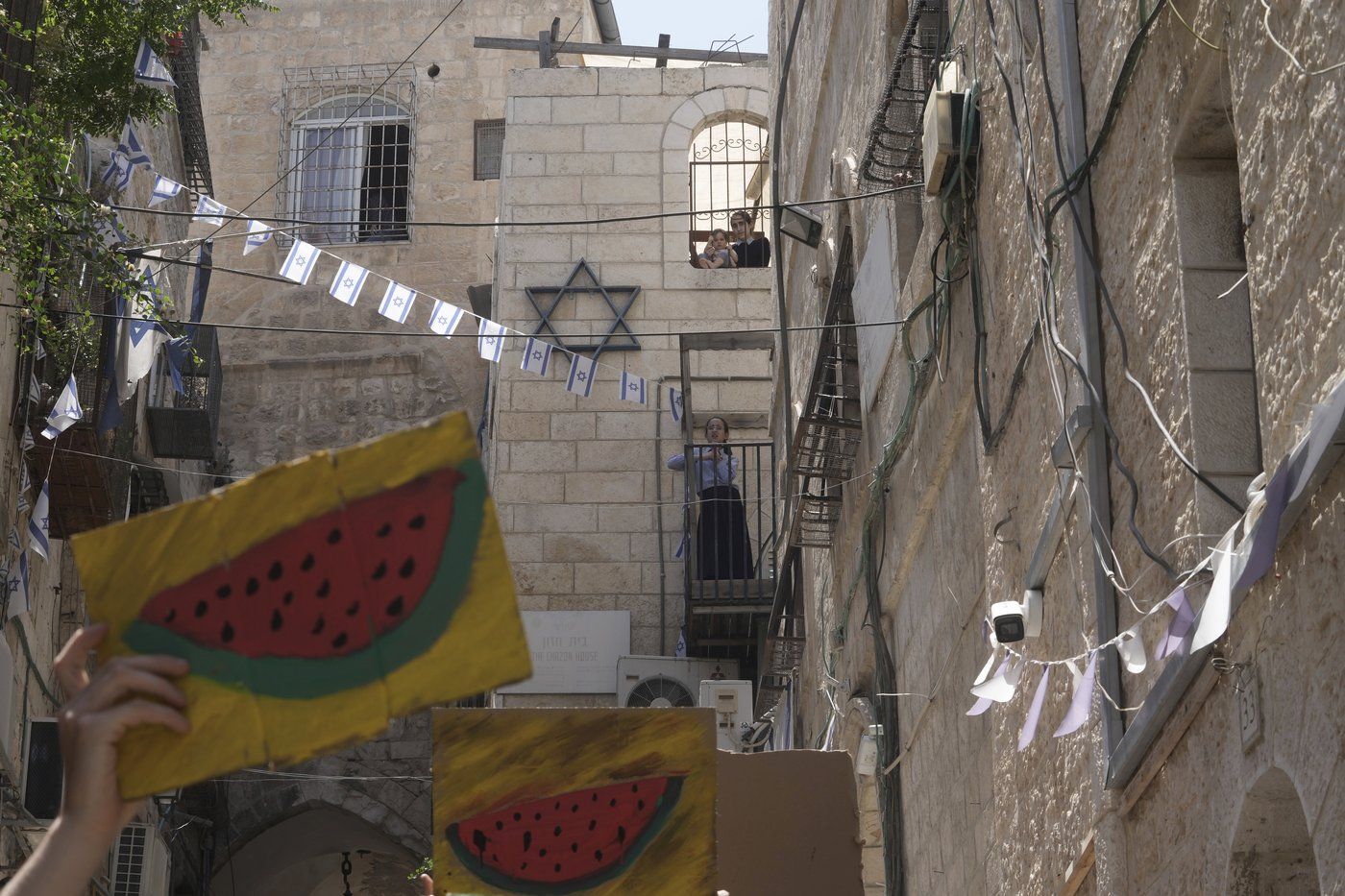 How watermelon imagery, a symbol of solidarity with Palestinians, spread around the planet | iNFOnews.ca