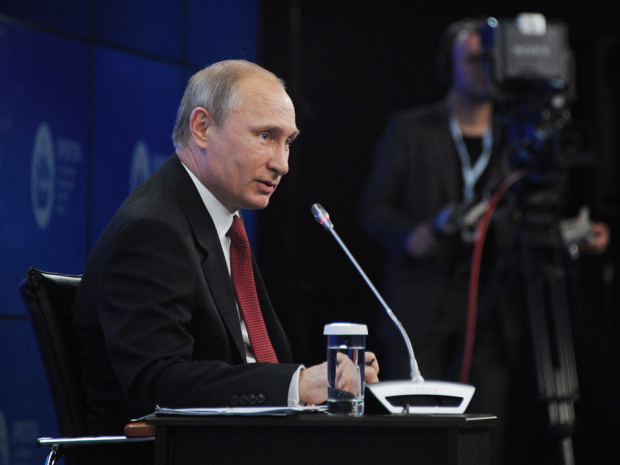 Putin on Canada: sees room for compromise on Arctic, not on Ukraine | iNFOnews.ca