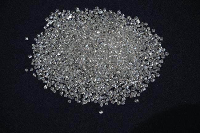 Lab-grown diamonds come with sparkling price tags, but many have cloudy sustainability claims | iNFOnews.ca