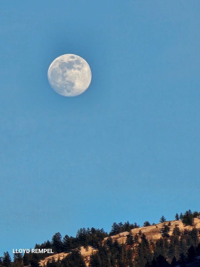 iN PHOTOS: Snow Moon captured through cloud cover over Kamloops, Okanagan | iNFOnews.ca