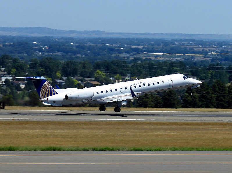 YLW switches daily flights from LAX to San Francisco | iNFOnews.ca