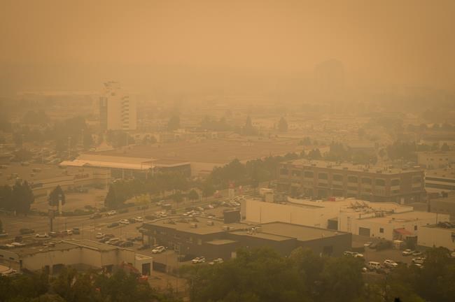 Driven by wildfire smoke, Canada's air quality worse than US: report | iNFOnews.ca