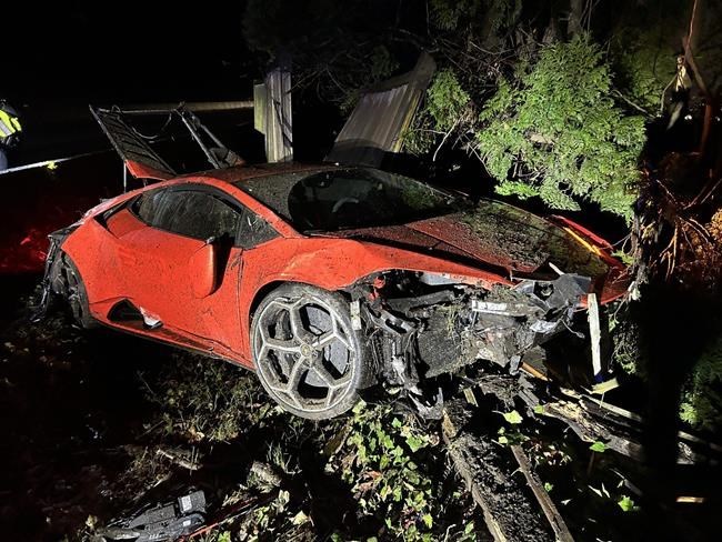 Lamborghini 'joyride' by 13-year-old ends in total write off: West Vancouver police | iNFOnews.ca