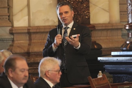 Kansas won't have legal medical pot or expand Medicaid for at least another year | iNFOnews.ca